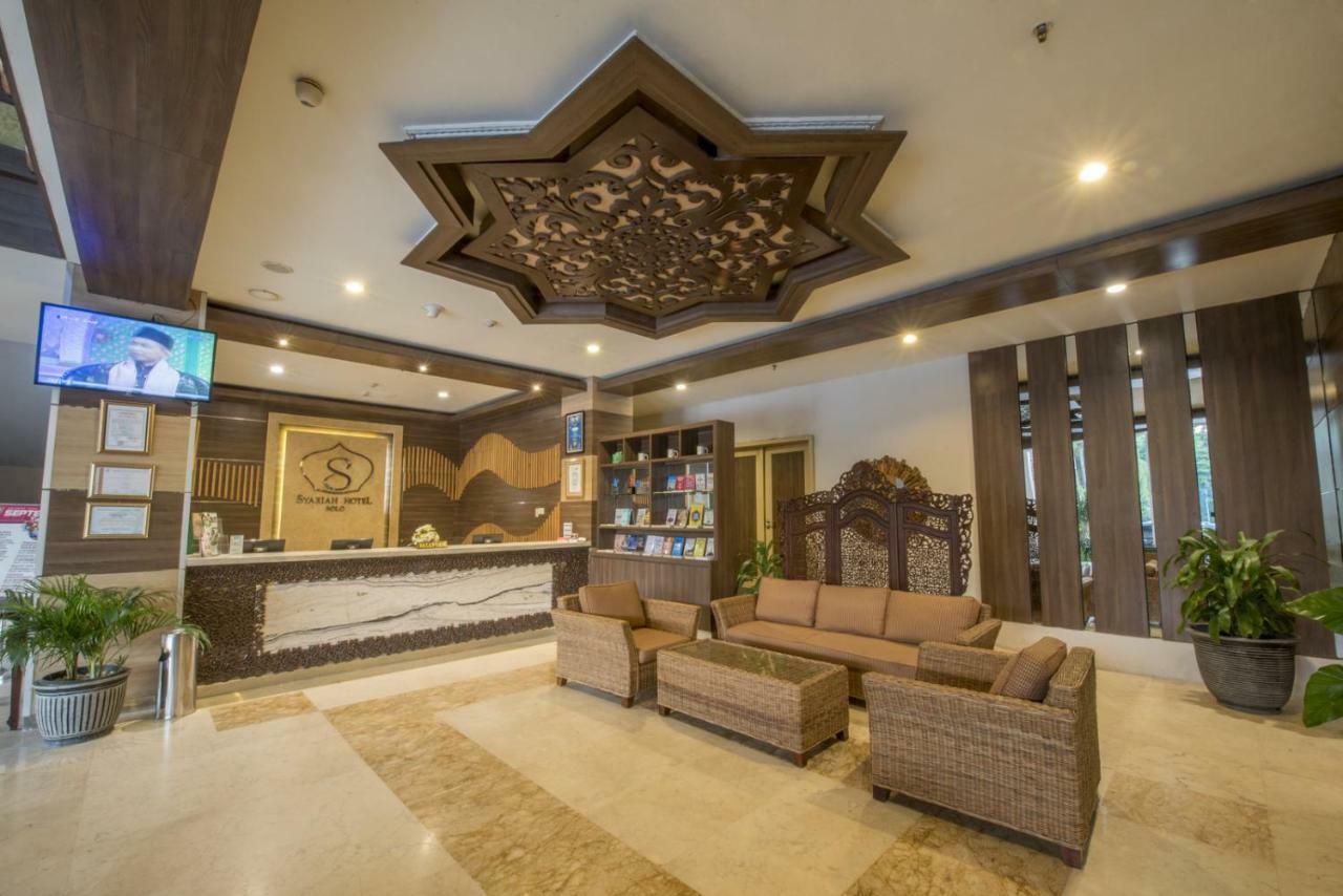 Lorin Syariah Solo Hotel Exterior photo